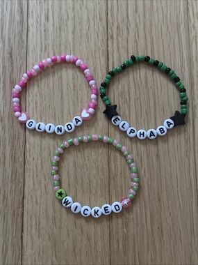 Wicked Inspired Friendship Bracelets
Handmade Beaded Musical Fan Gift Elphaba